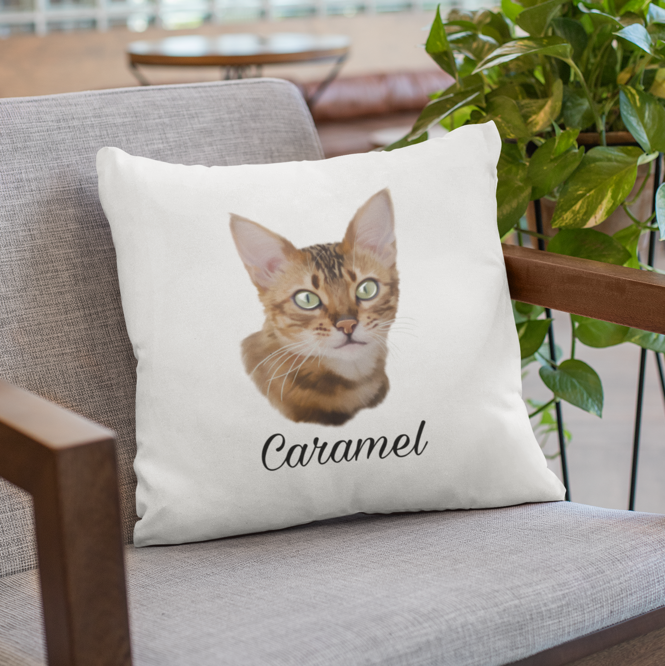 Coussin avec portrait d'un chat bengal personnalisable avec un prénom