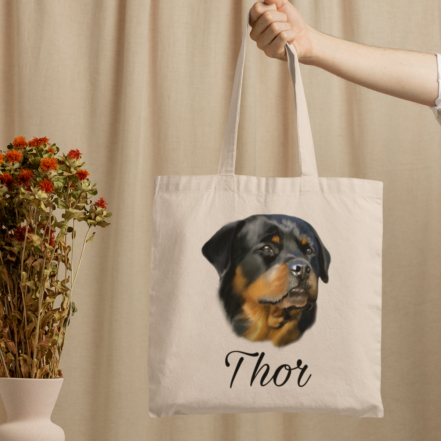 Totebag avec un portrait d'un rottweiler personnalisable avec un prénom