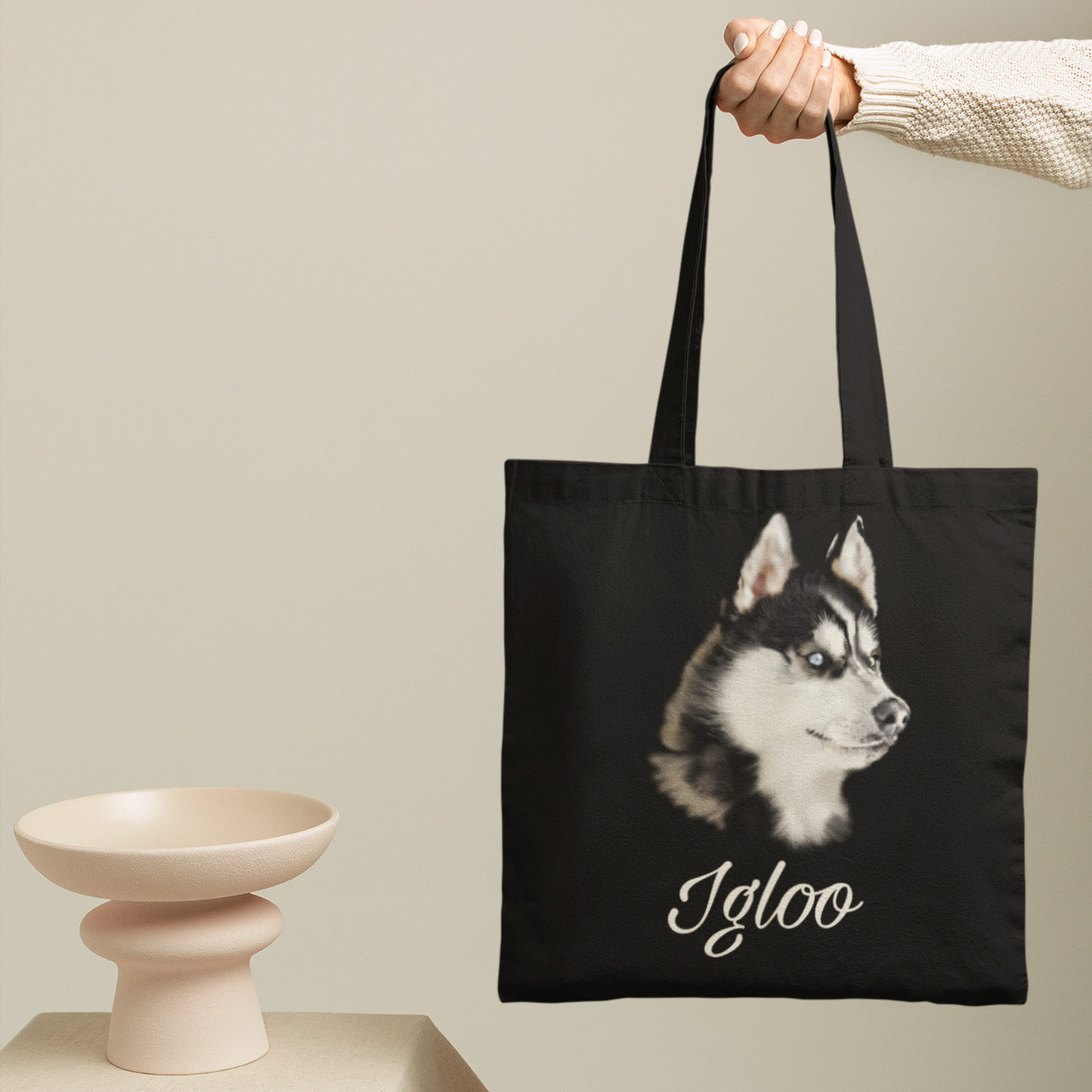 Totebag noir avec un portrait d'un husky personnalisable avec un prénom