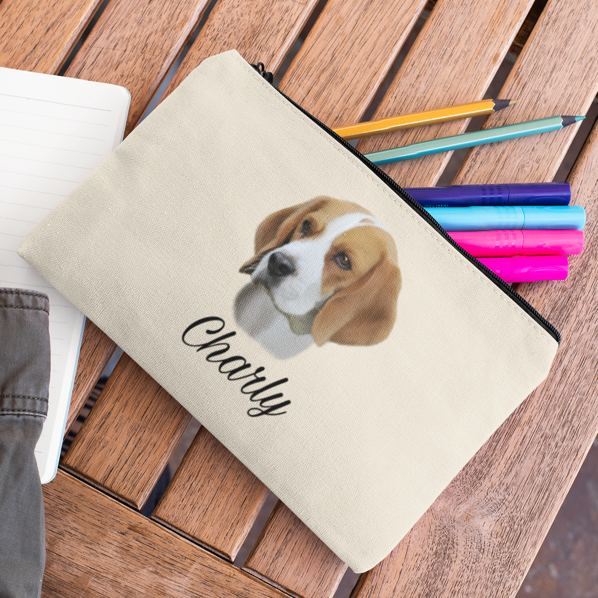 Trousse avec portrait d'un chien beagle personnalisable avec un prénom