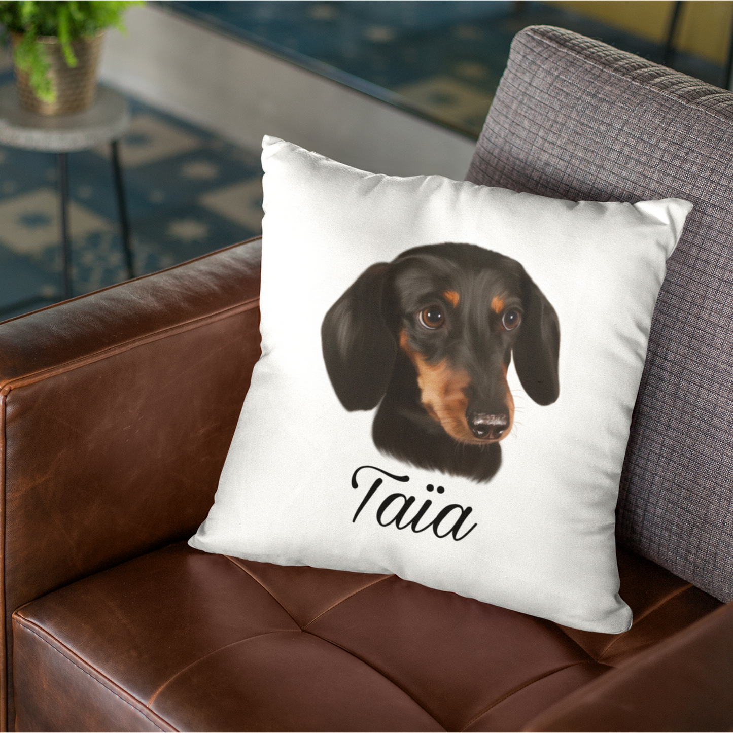 Coussin avec portrait d'un chien teckel personnalisable avec un prénom
