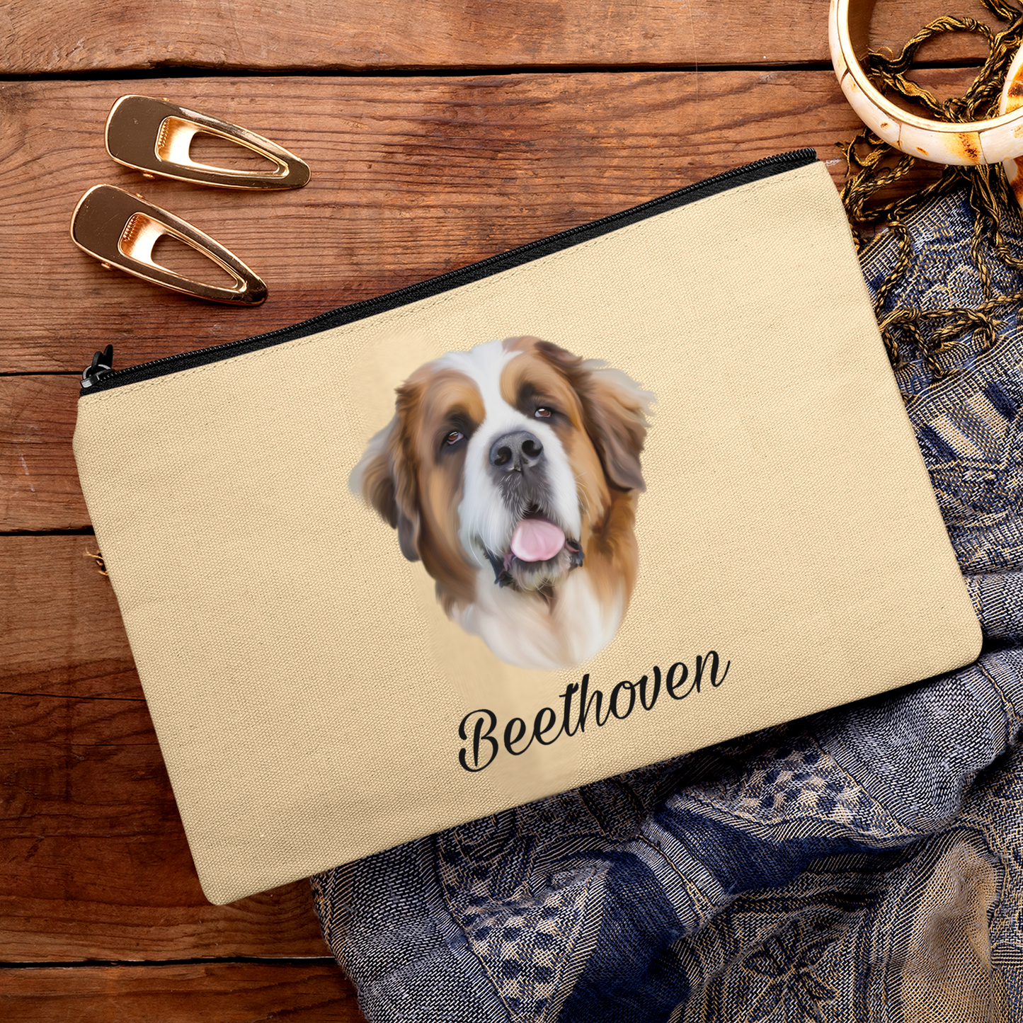 Photo trousse saint bernard personnalisée avec prénom Beethoven