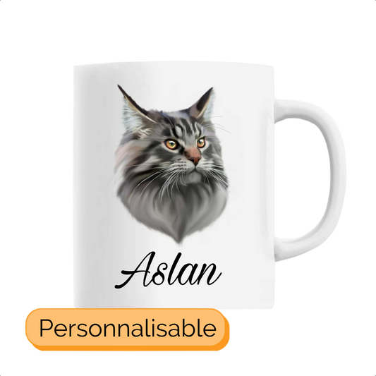 Tasse avec portrait d'un chat maine coon gris personnalisable avec un prénom